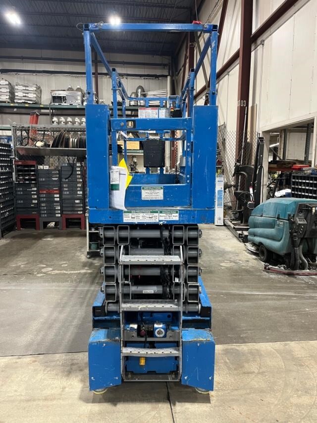 2019 Genie GS-3232-4