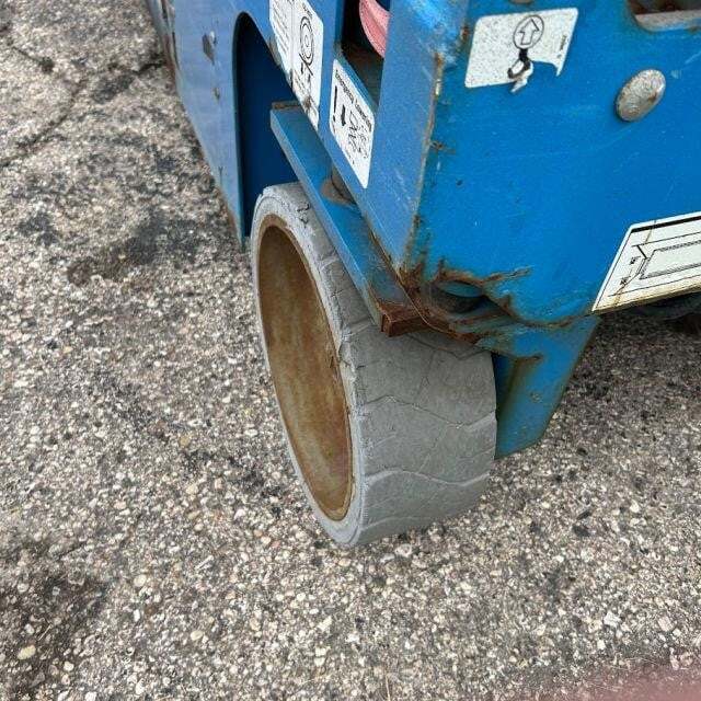 2017 Genie GS-2632-8