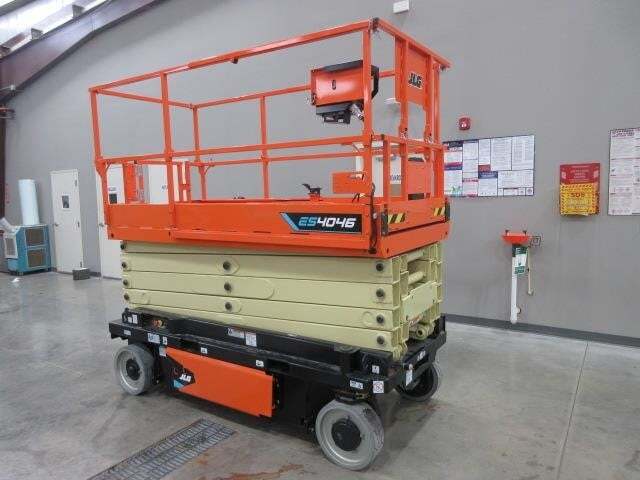 2025 JLG ES4046-6