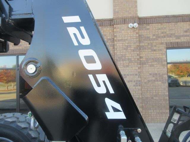 2025 SkyTrak 12054-40