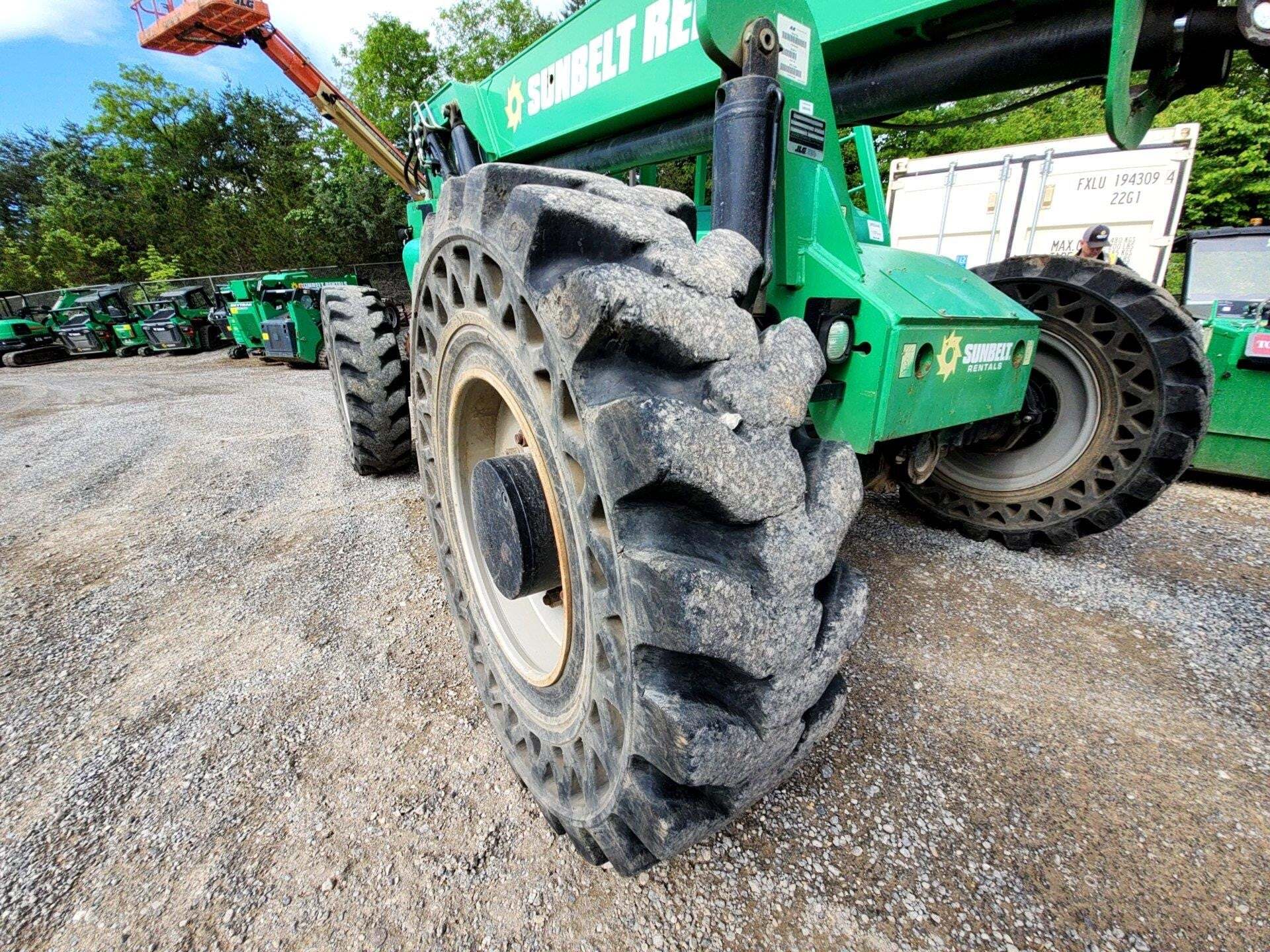 2016 SkyTrak 6042-15