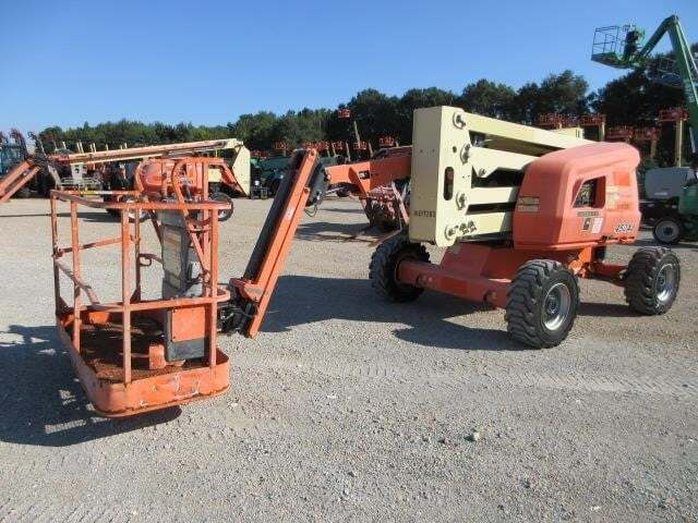 2016 JLG 450AJ