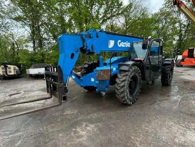 2023 Genie GTH-1056