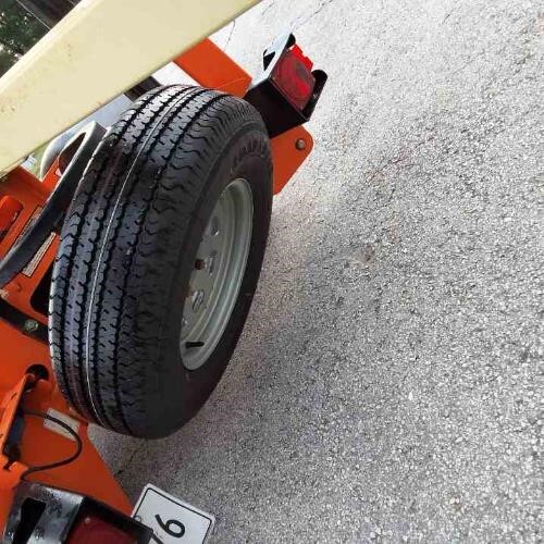 2018 JLG T350-8