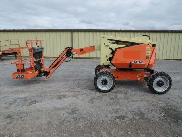 2018 JLG 340AJ