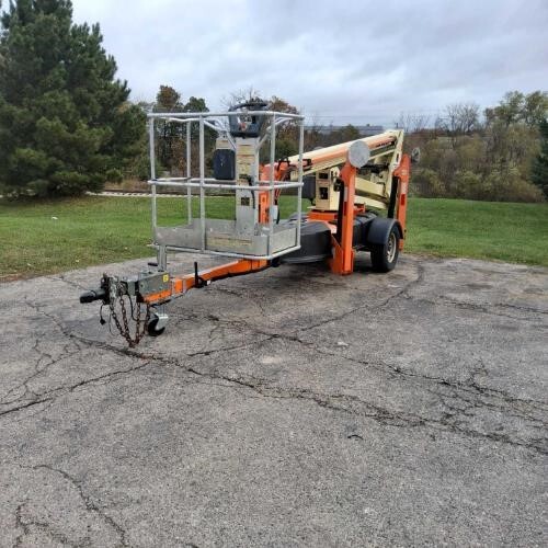 2018 JLG T350