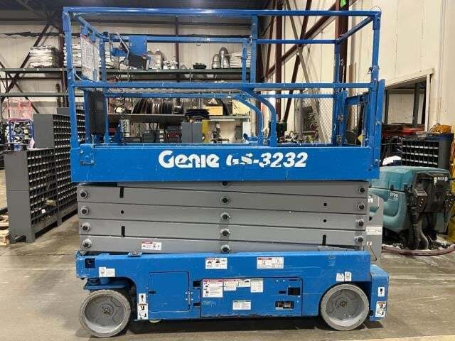 2019 Genie GS-3232