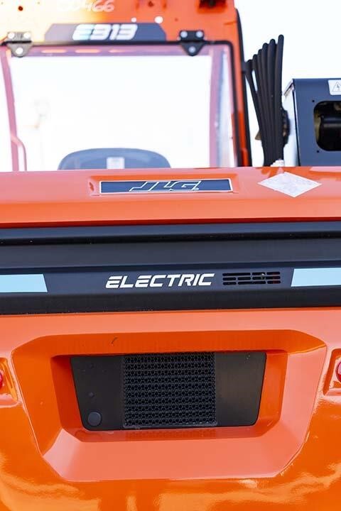 2026 JLG E313-39