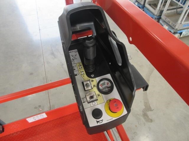 2024 Skyjack SJ4740-9