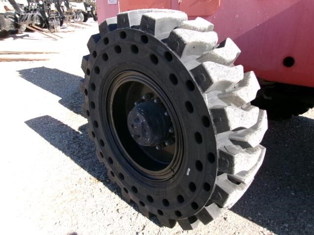 2016 SkyTrak 10054-11