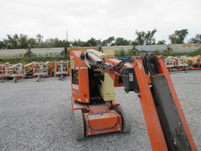 2015 JLG E300AJP-8