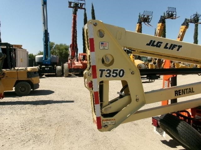 2018 JLG T350-25