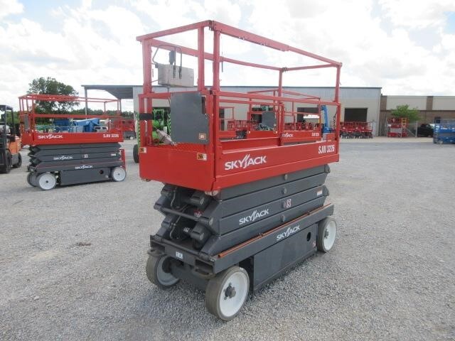 2017 Skyjack SJ3226