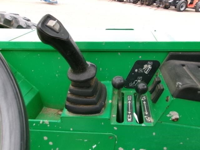 2017 SkyTrak 10042-24