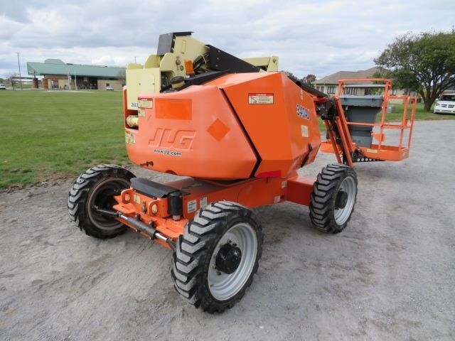 2018 JLG 340AJ-4