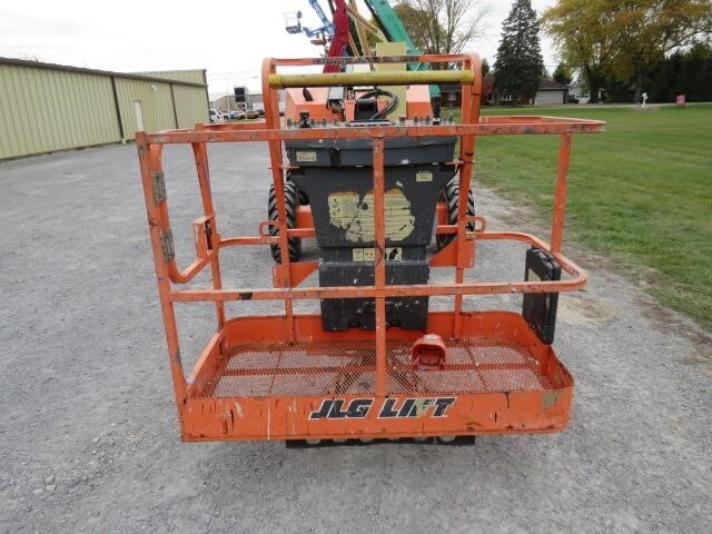 2018 JLG 340AJ-3