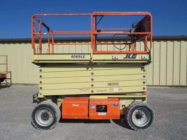 2017 JLG 4069LE