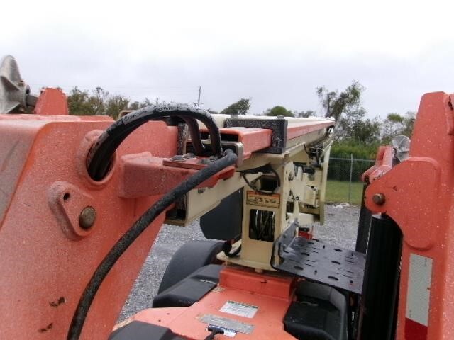 2018 JLG T350-11