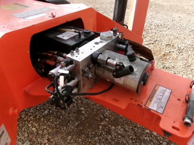 2018 JLG T350-13