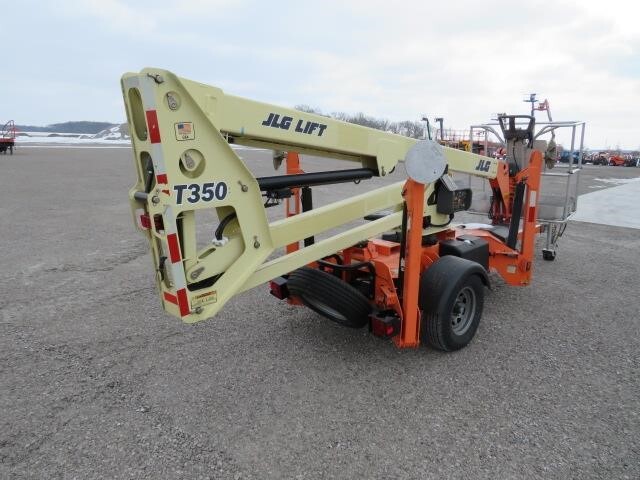 2019 JLG T350-6
