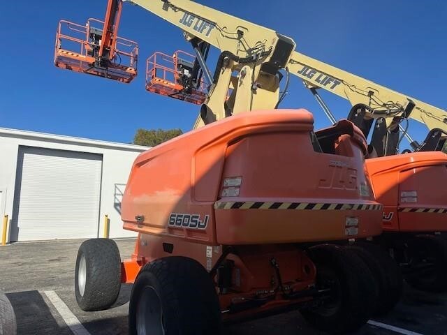 2022 JLG 660SJ-2