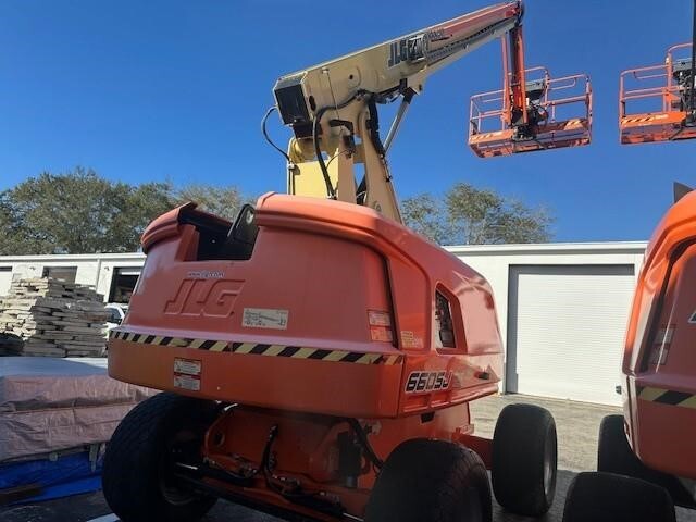 2022 JLG 660SJ-3