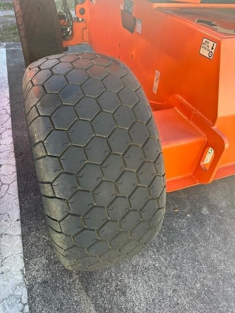 2022 JLG 660SJ-6