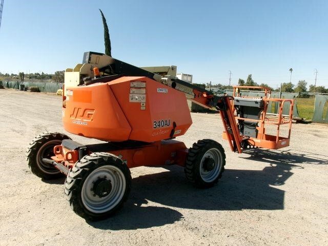 2019 JLG 340AJ-4