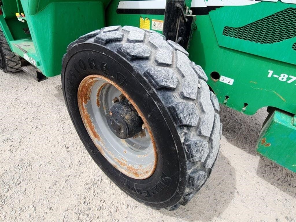 2015 SkyTrak 10042-14