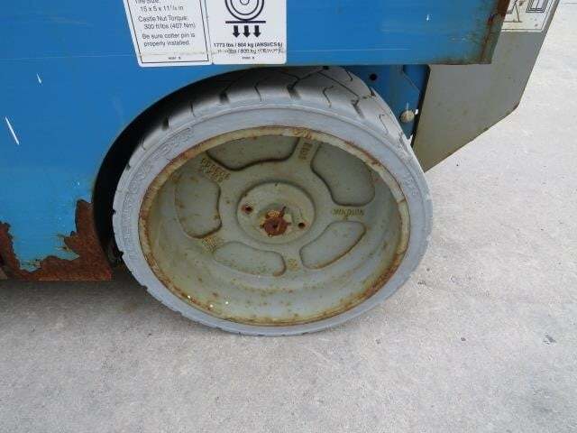 2017 Genie GS-2632-12