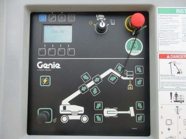 2025 Genie S-65 Trax-33