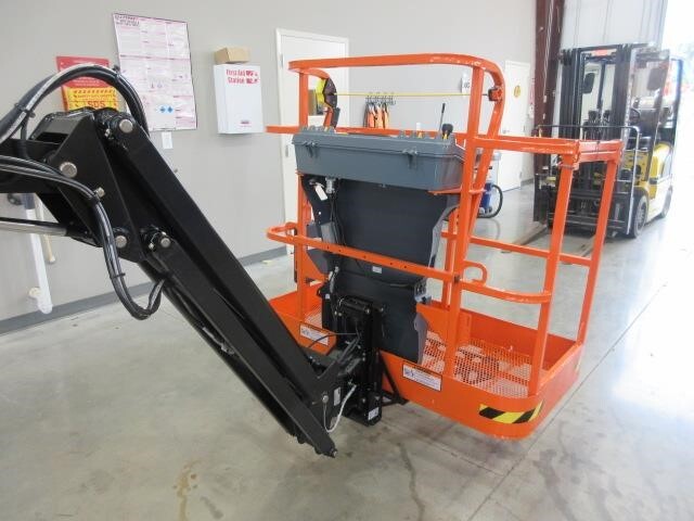 2025 JLG 340AJ-10