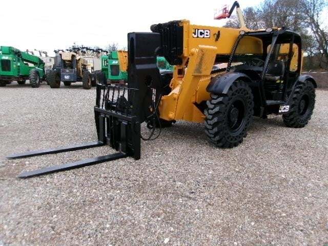 2017 JCB 510-56