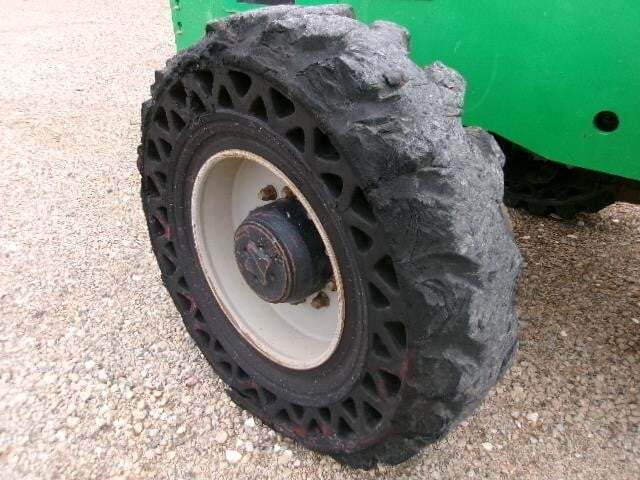 2017 SkyTrak 10042-11