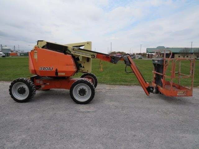 2018 JLG 340AJ-5