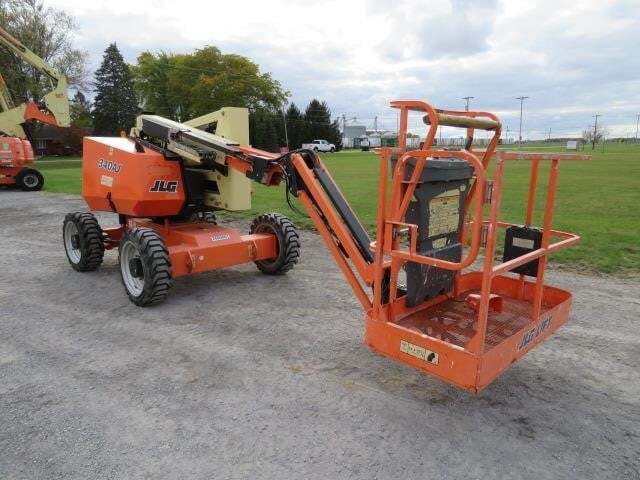 2018 JLG 340AJ-6