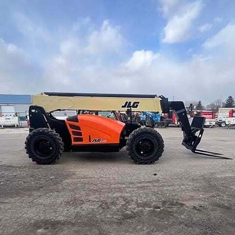 2018 JLG 943-5