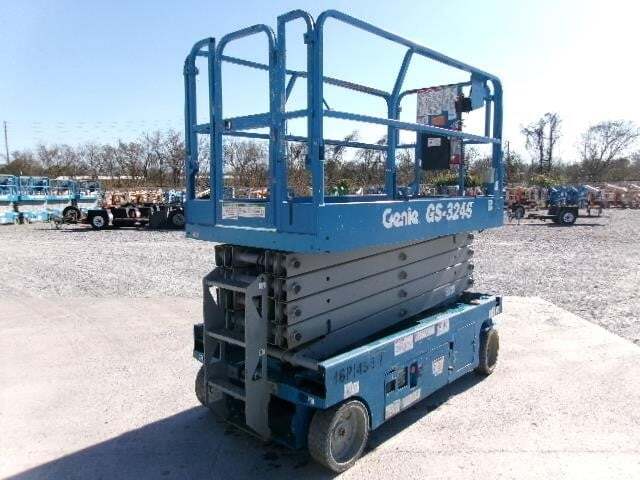 2018 Genie GS-3246-3