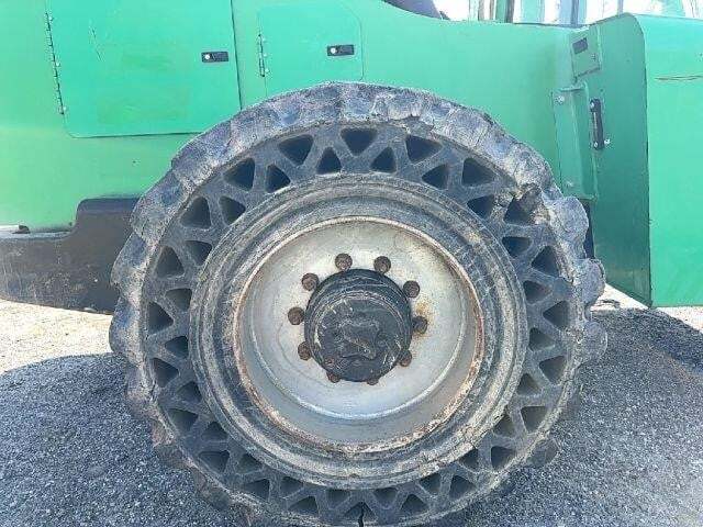 2016 SkyTrak 8042-13