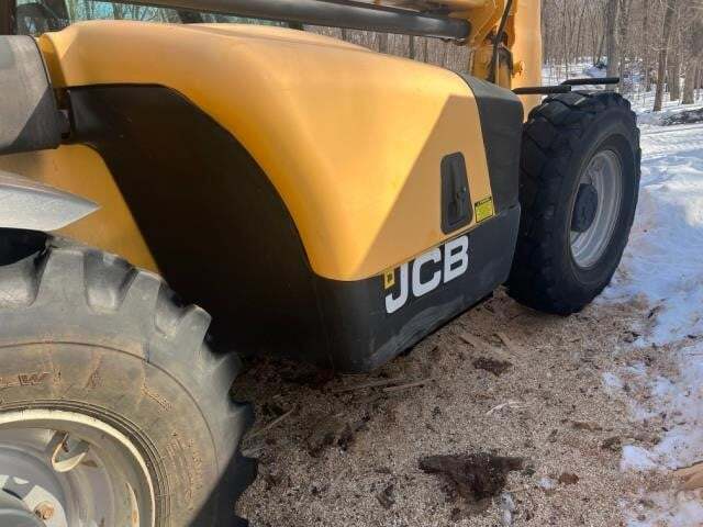 2012 JCB 507-42-7