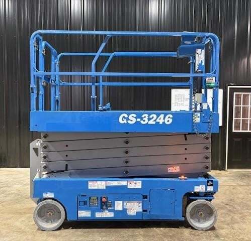 2019 Genie GS-3246-4