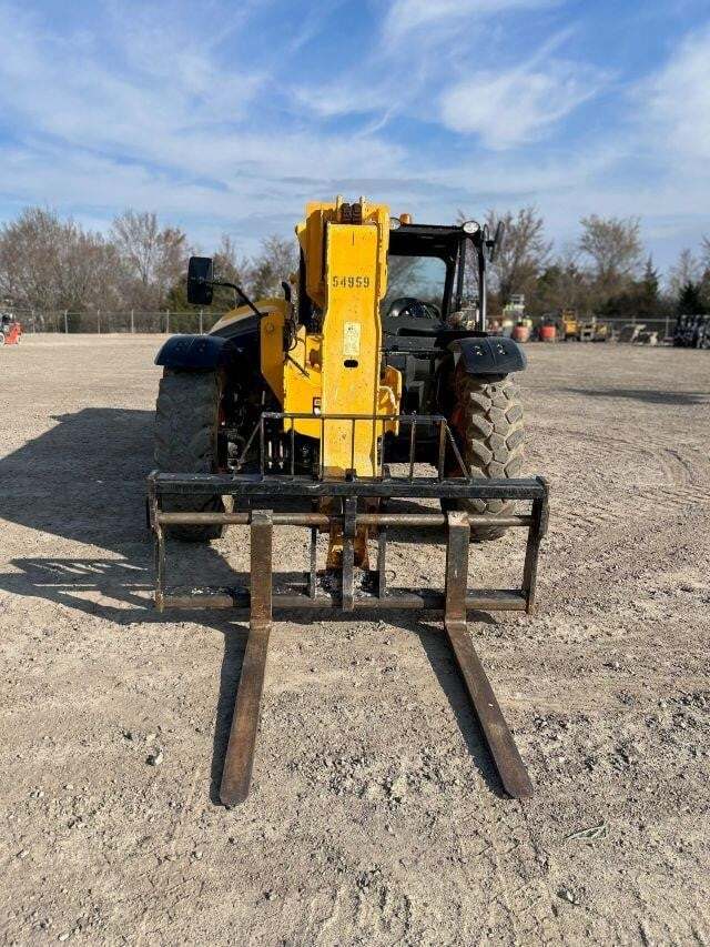 2019 JCB 509-42-4