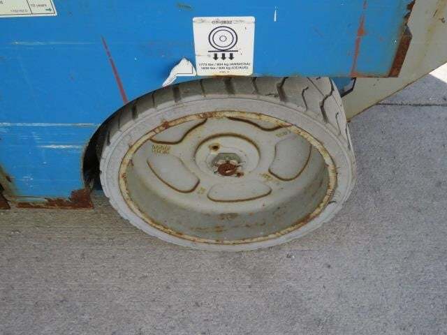 2017 Genie GS-2632-10