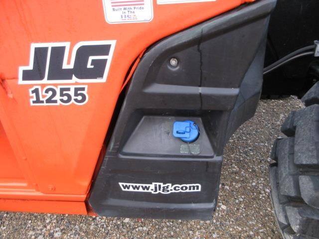 2016 JLG 1255-17