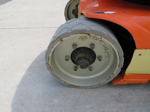 2017 JLG Toucan 32E-10