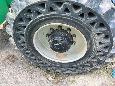 2015 SkyTrak 8042-14