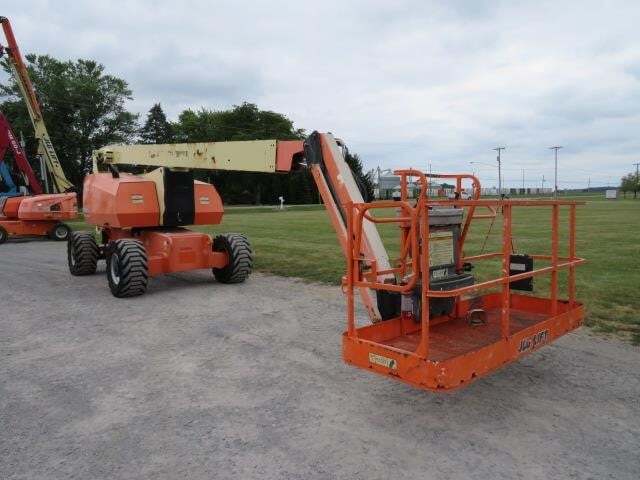 2013 JLG 800AJ-6