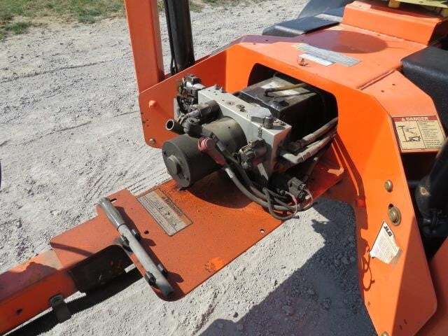 2018 JLG T350-20