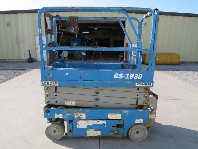 2018 Genie GS-1930