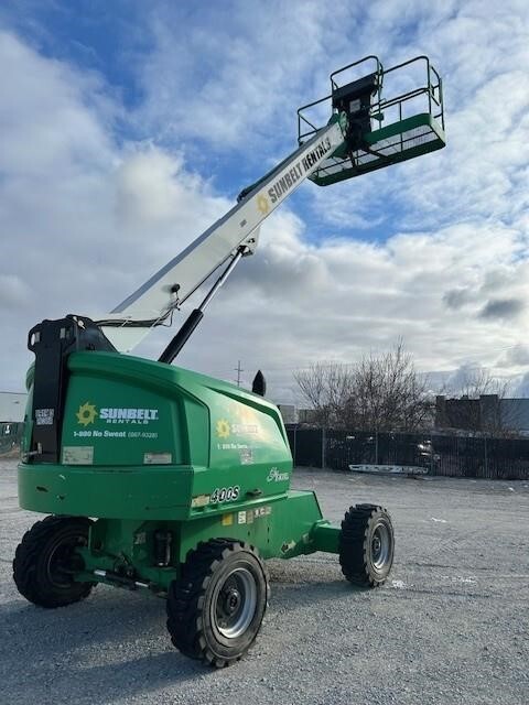 2016 JLG 400S-2